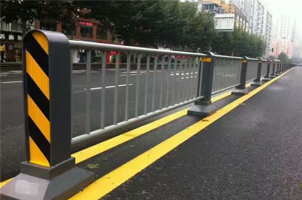 合阳公路防撞护栏